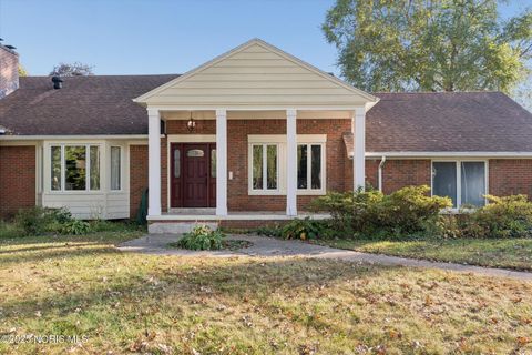Tiny photo for 3447 Kingsgate Road, Toledo, OH 43606 (MLS # 10000166)