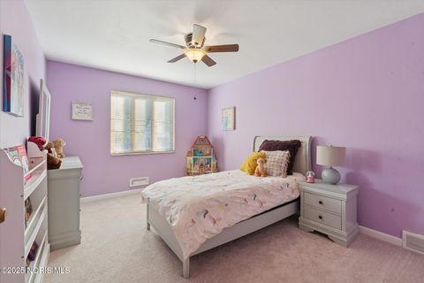 Tiny photo for 3447 Kingsgate Road, Toledo, OH 43606 (MLS # 10000166)