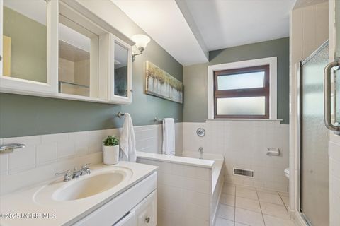 Tiny photo for 3447 Kingsgate Road, Toledo, OH 43606 (MLS # 10000166)