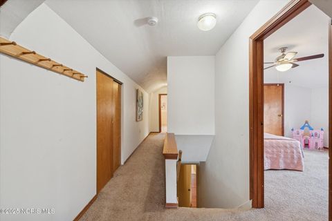 Tiny photo for 3447 Kingsgate Road, Toledo, OH 43606 (MLS # 10000166)