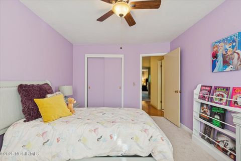 Tiny photo for 3447 Kingsgate Road, Toledo, OH 43606 (MLS # 10000166)