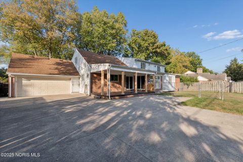 Tiny photo for 3447 Kingsgate Road, Toledo, OH 43606 (MLS # 10000166)