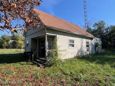 Tiny photo for 1016 E Central Avenue, Toledo, OH 43608 (MLS # 10000682)