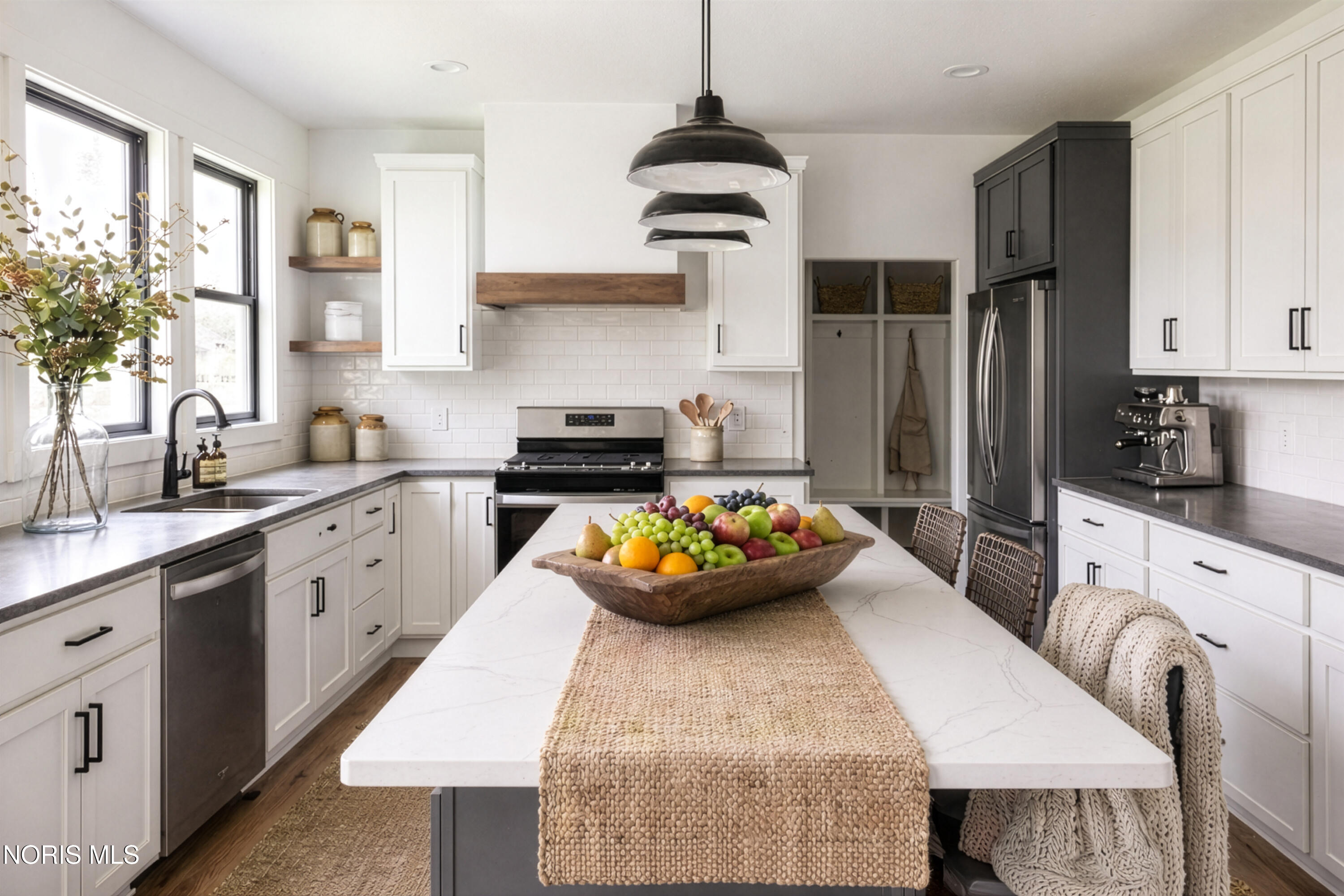 7902 Trestle Bend Road