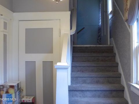 Tiny photo for 2721 Parkwood Avenue, Toledo, OH 43610 (MLS # 10004869)