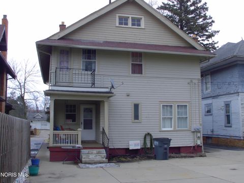 Tiny photo for 2721 Parkwood Avenue, Toledo, OH 43610 (MLS # 10004869)