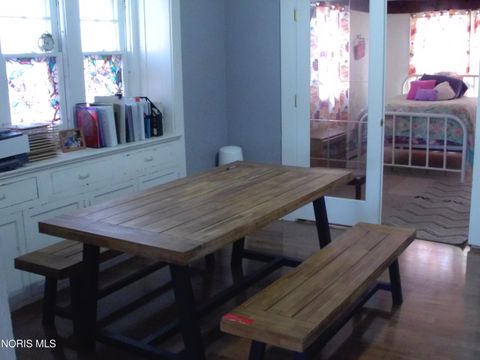 Tiny photo for 2721 Parkwood Avenue, Toledo, OH 43610 (MLS # 10004869)