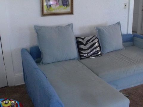 Tiny photo for 2721 Parkwood Avenue, Toledo, OH 43610 (MLS # 10004869)