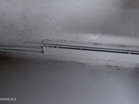 Tiny photo for 2721 Parkwood Avenue, Toledo, OH 43610 (MLS # 10004869)