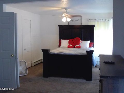 Tiny photo for 2721 Parkwood Avenue, Toledo, OH 43610 (MLS # 10004869)