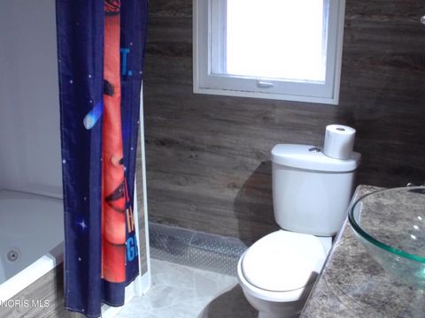 Tiny photo for 2721 Parkwood Avenue, Toledo, OH 43610 (MLS # 10004869)