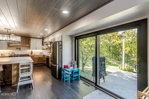 Tiny photo for 56 Back Bay Road, Bowling Green, OH 43402 (MLS # 10014873)