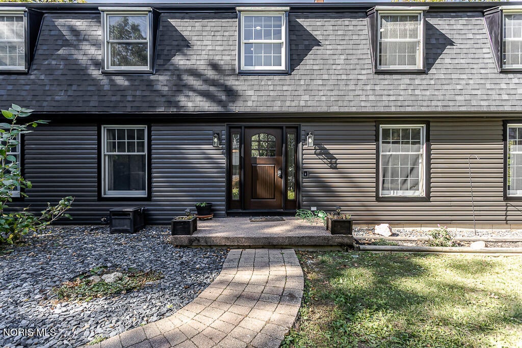 56 Back Bay Road
