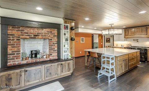 Tiny photo for 56 Back Bay Road, Bowling Green, OH 43402 (MLS # 10014873)