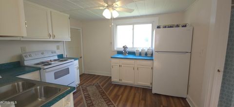 Tiny photo for 612 Downs Street, Defiance, OH 43512 (MLS # 10006918)
