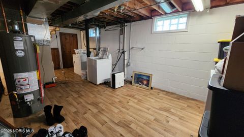 Tiny photo for 4037 Commonwealth Avenue, Toledo, OH 43612 (MLS # 10003611)