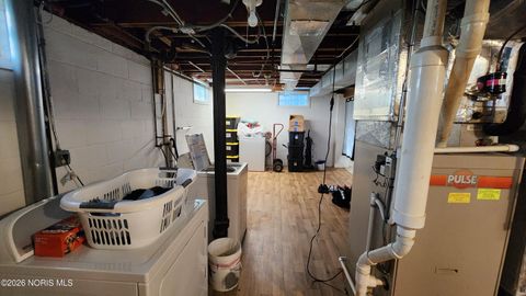 Tiny photo for 4037 Commonwealth Avenue, Toledo, OH 43612 (MLS # 10003611)