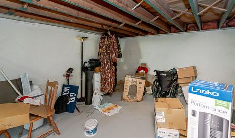 Tiny photo for 5404 Lewis Avenue, Toledo, OH 43612 (MLS # 10000120)
