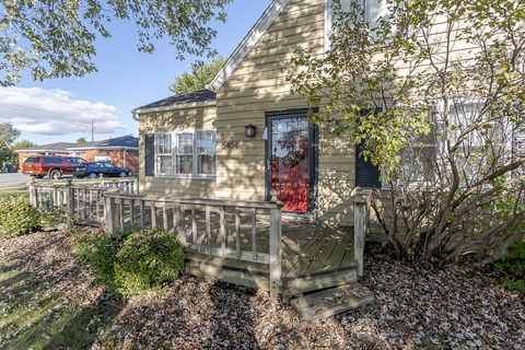 Tiny photo for 5404 Lewis Avenue, Toledo, OH 43612 (MLS # 10000120)