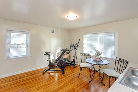 Tiny photo for 5404 Lewis Avenue, Toledo, OH 43612 (MLS # 10000120)