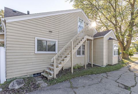 Tiny photo for 5404 Lewis Avenue, Toledo, OH 43612 (MLS # 10000120)