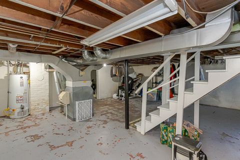 Tiny photo for 5404 Lewis Avenue, Toledo, OH 43612 (MLS # 10000120)