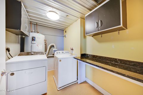 Tiny photo for 745 Washington Street #601, Toledo, OH 43604 (MLS # 10005338)