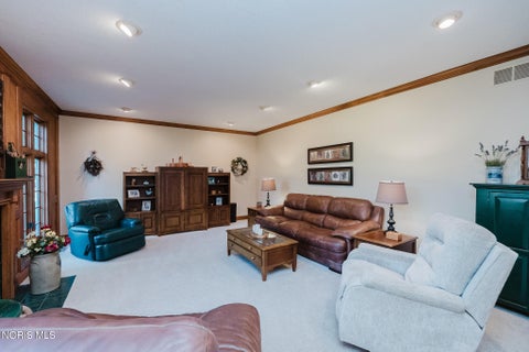 Tiny photo for 2145 S Lake Court, Findlay, OH 45840 (MLS # 10014041)