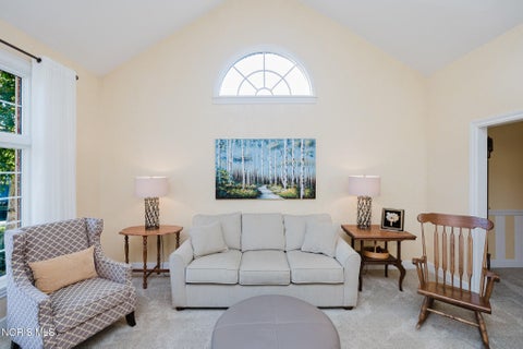 Tiny photo for 2145 S Lake Court, Findlay, OH 45840 (MLS # 10014041)
