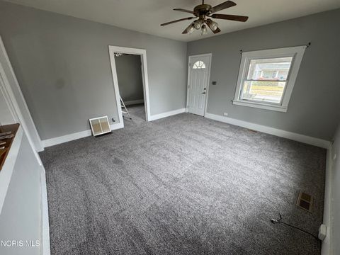 Tiny photo for 341 Defiance Avenue, Findlay, OH 45840 (MLS # 10005049)