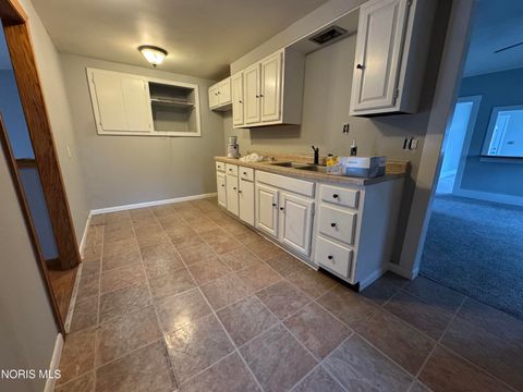 Tiny photo for 341 Defiance Avenue, Findlay, OH 45840 (MLS # 10005049)