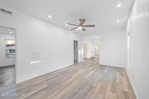Tiny photo for 144 Whiting Avenue, Toledo, OH 43609 (MLS # 10000247)
