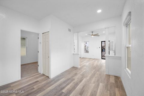 Tiny photo for 144 Whiting Avenue, Toledo, OH 43609 (MLS # 10000247)