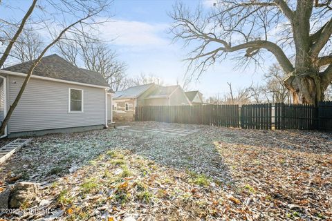 Tiny photo for 144 Whiting Avenue, Toledo, OH 43609 (MLS # 10000247)