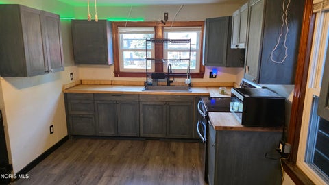 Tiny photo for 709 Maplewood Street, Delta, OH 43515 (MLS # 10010959)