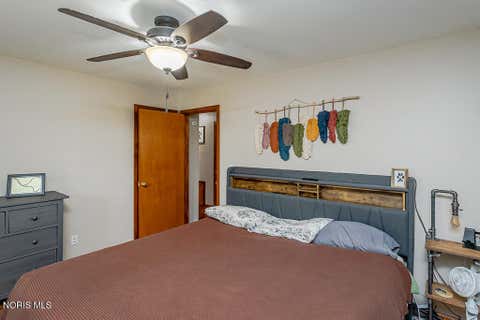 Tiny photo for 833 River Road, Maumee, OH 43537 (MLS # 10011882)