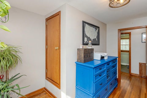Tiny photo for 833 River Road, Maumee, OH 43537 (MLS # 10011882)
