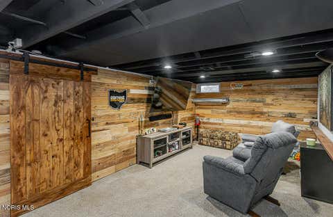 Tiny photo for 833 River Road, Maumee, OH 43537 (MLS # 10011882)