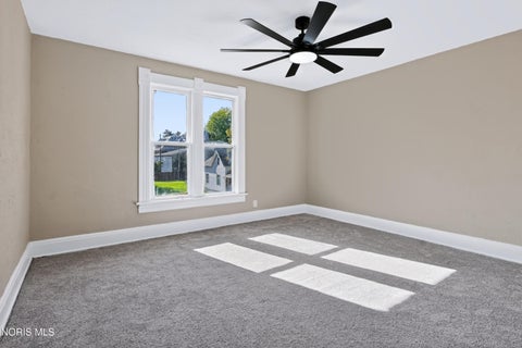 Tiny photo for 4106 Peak Avenue, Toledo, OH 43612 (MLS # 10012397)