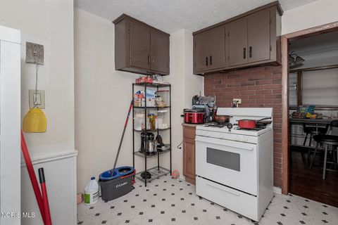 Tiny photo for 4048 Asbury Drive, Toledo, OH 43612 (MLS # 10006435)