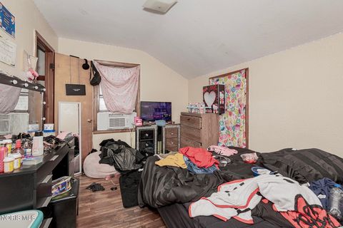 Tiny photo for 4048 Asbury Drive, Toledo, OH 43612 (MLS # 10006435)