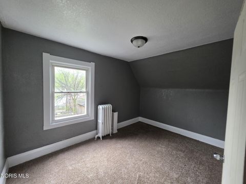Tiny photo for 1336 E Broadway Street, Toledo, OH 43605 (MLS # 10007434)
