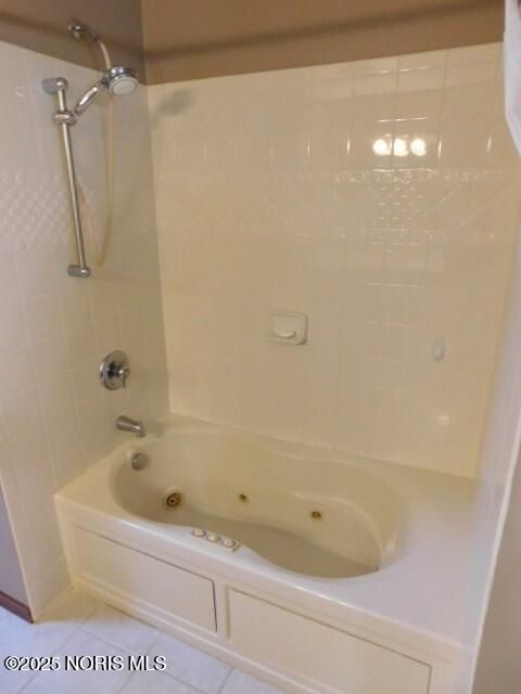 Tiny photo for 18436 E Us Route 224, Findlay, OH 45840 (MLS # 10000782)