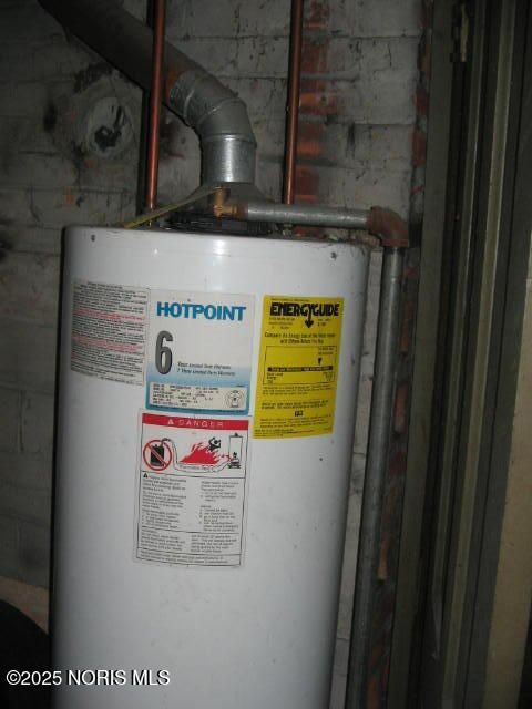 Tiny photo for 860 Prouty Avenue, Toledo, OH 43609 (MLS # 10002593)