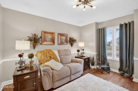 Tiny photo for 5955 Hawthorne Drive, Sylvania, OH 43560 (MLS # 10004419)