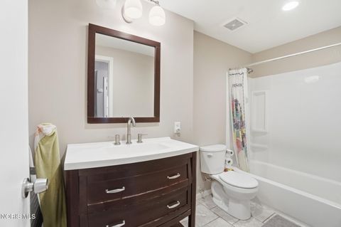 Tiny photo for 3732 Fairwood Drive, Sylvania, OH 43560 (MLS # 10007274)