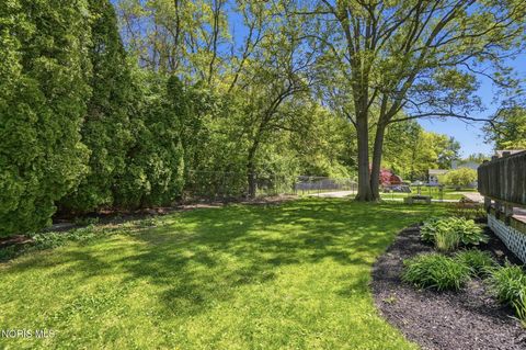 Tiny photo for 3732 Fairwood Drive, Sylvania, OH 43560 (MLS # 10007274)