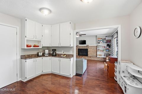 Tiny photo for 3732 Fairwood Drive, Sylvania, OH 43560 (MLS # 10007274)