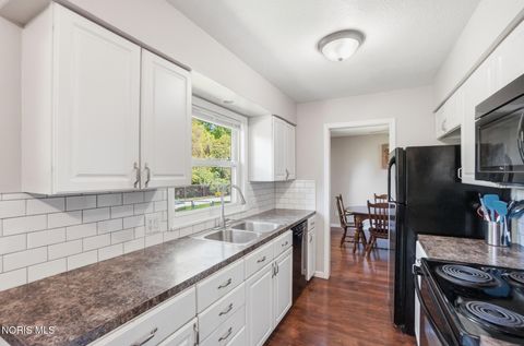 Tiny photo for 3732 Fairwood Drive, Sylvania, OH 43560 (MLS # 10007274)