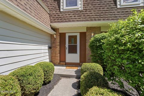 Tiny photo for 3732 Fairwood Drive, Sylvania, OH 43560 (MLS # 10007274)